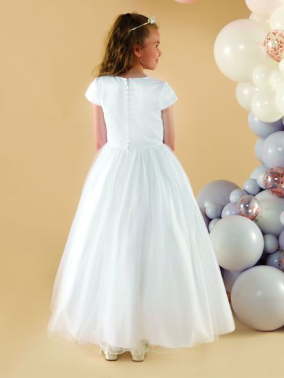 A simple but angelic short sleeve tulle First Holy Communion dress:...